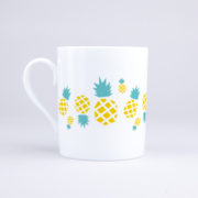 Vue du mug Ananas en ribambelle