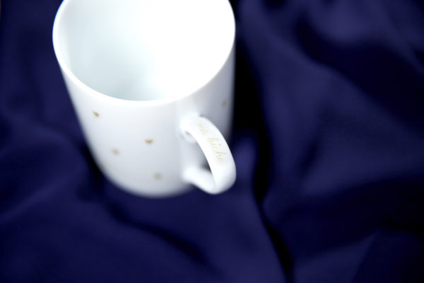 Le mug petits coeurs anse "Ma biche"
